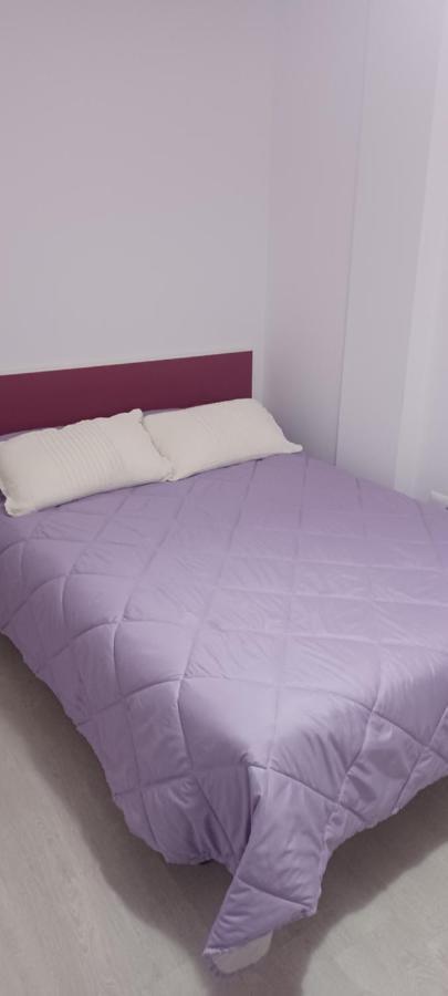 Апартаменты Apartamento Rosales Лос-Гальярдос Экстерьер фото